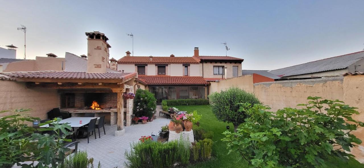 Casa Rural Zacarias Sardon De Duero Esterno foto